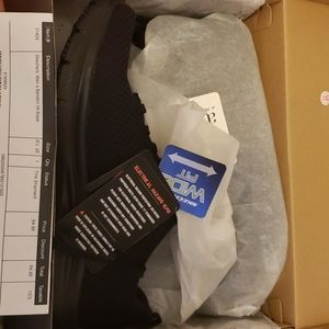 Slip resistant skechers